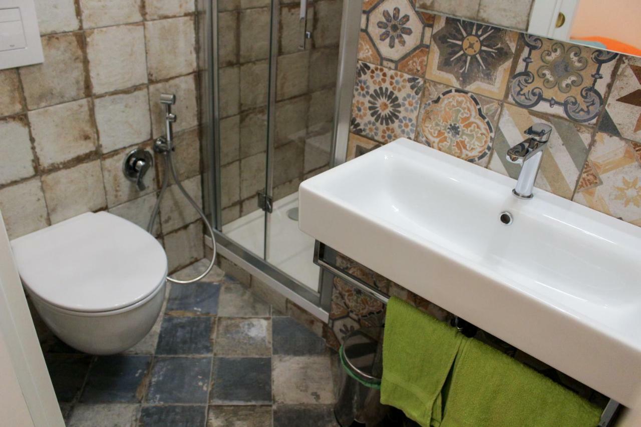 Dreibettzimmer mit eigenem Bad
